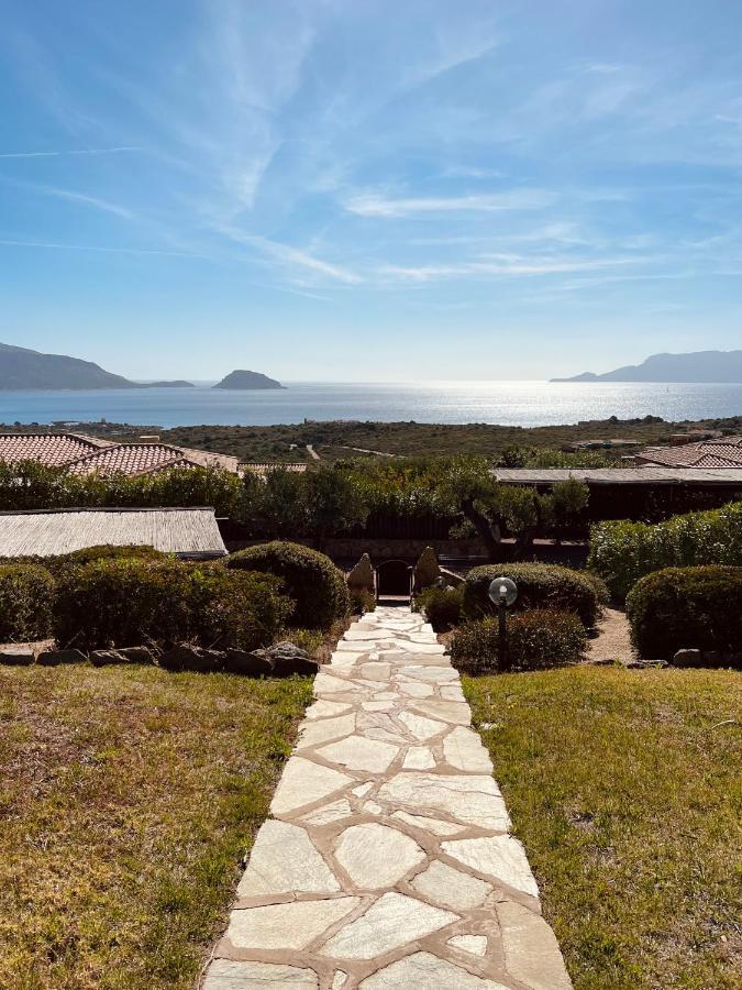 Villa A Golfo Aranci Con Vista Su Tavolara Marinella  Zewnętrze zdjęcie