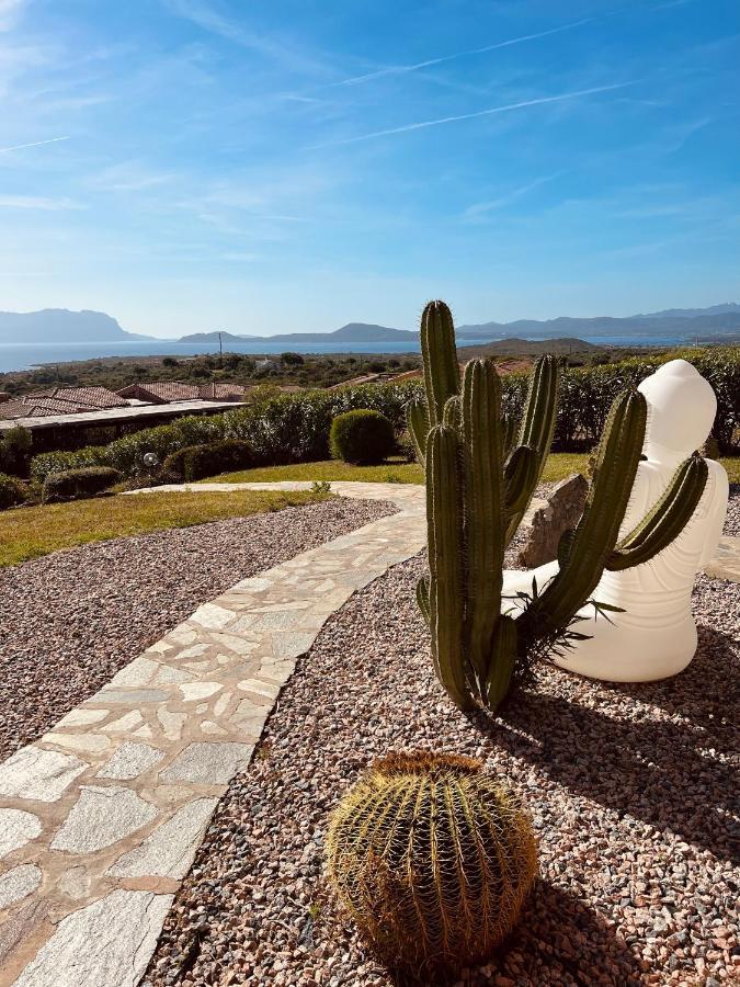 Villa A Golfo Aranci Con Vista Su Tavolara Marinella  Zewnętrze zdjęcie